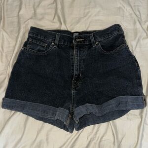 Urban Outfitters BDG mom high rise shorts size 31